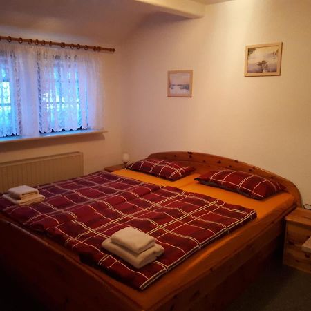 Meschkes Gasthaus Pension โฮห์นสไตน์ ภายนอก รูปภาพ